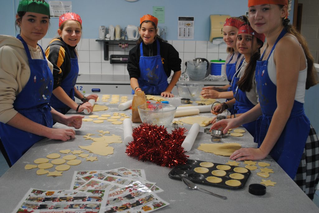 pupils baking